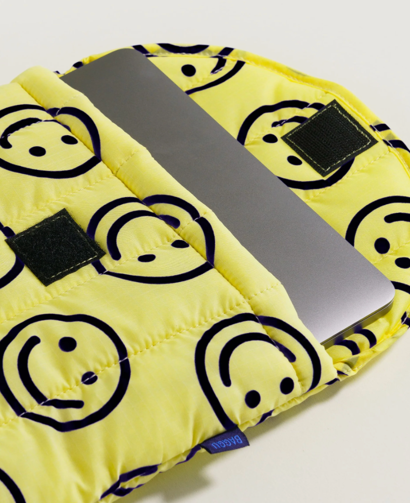 Baggu Puffy Laptop Sleeve - Happy Face