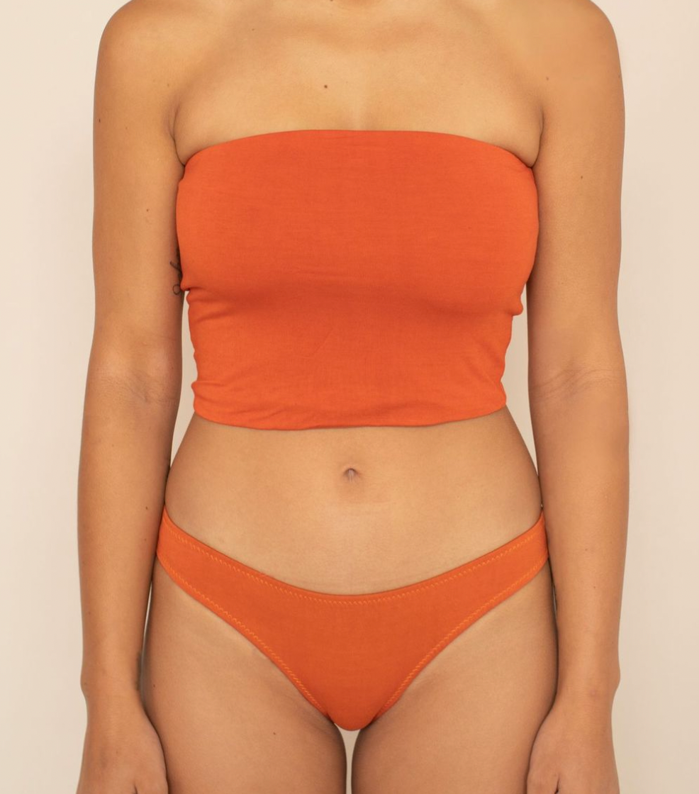 Low Waist Undies with Mid coverage on Bum in Pumpkin color. Skies for Miles.